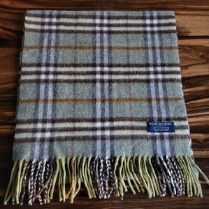 Burberry Classic Vintage Check Cashmere Scarf